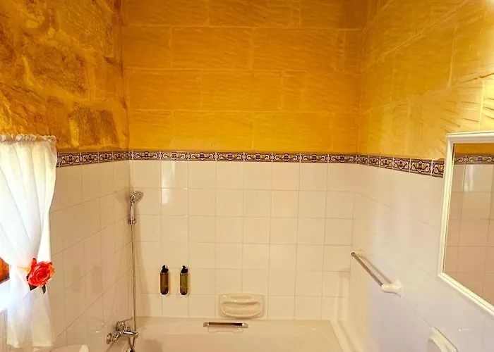 Traditional Gozo Holiday home *