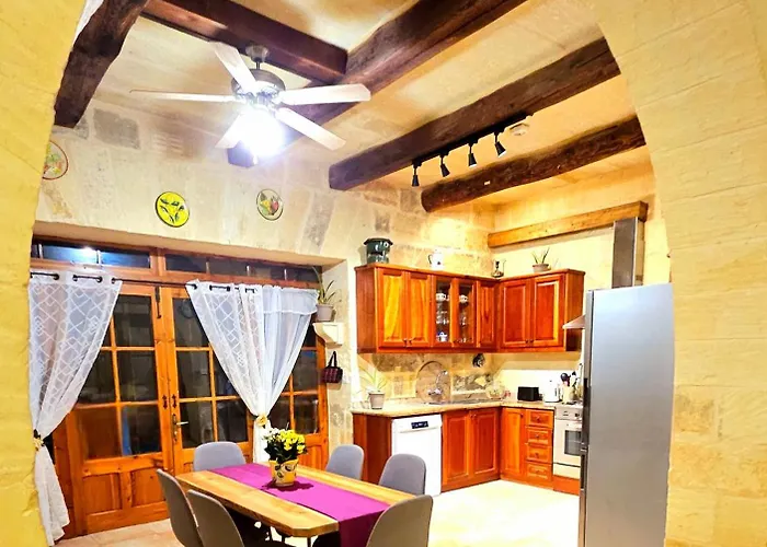 Traditional Gozo * Xaghra